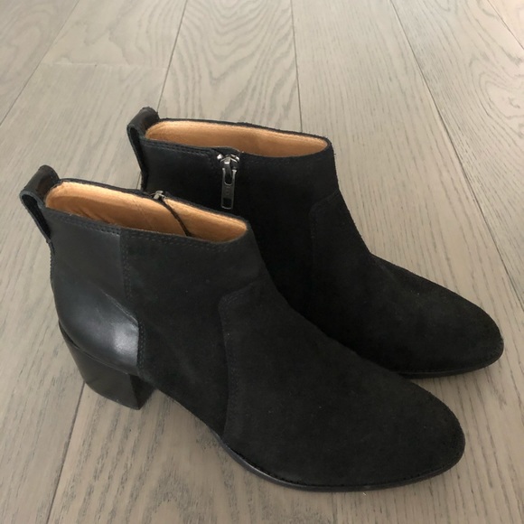 ❌SOLD❌Madewell Black Asher Boots in Suede & Leather - Picture 2 of 7